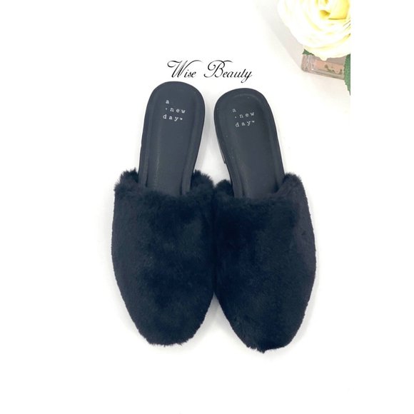 NEW Women’s Carter Faux Fur Fuzzy Mule Size 7 Slip-On Shoe Black - A New Day - Picture 2 of 7